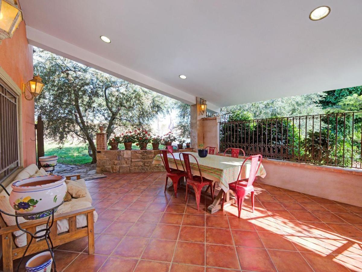 Lively Holiday Home In Fraga With Private Pool 外观 照片