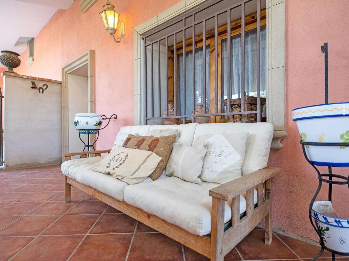 Lively Holiday Home In Fraga With Private Pool 外观 照片